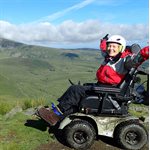 - FAUTEUIL MOTORISE TOUT TERRAIN X8